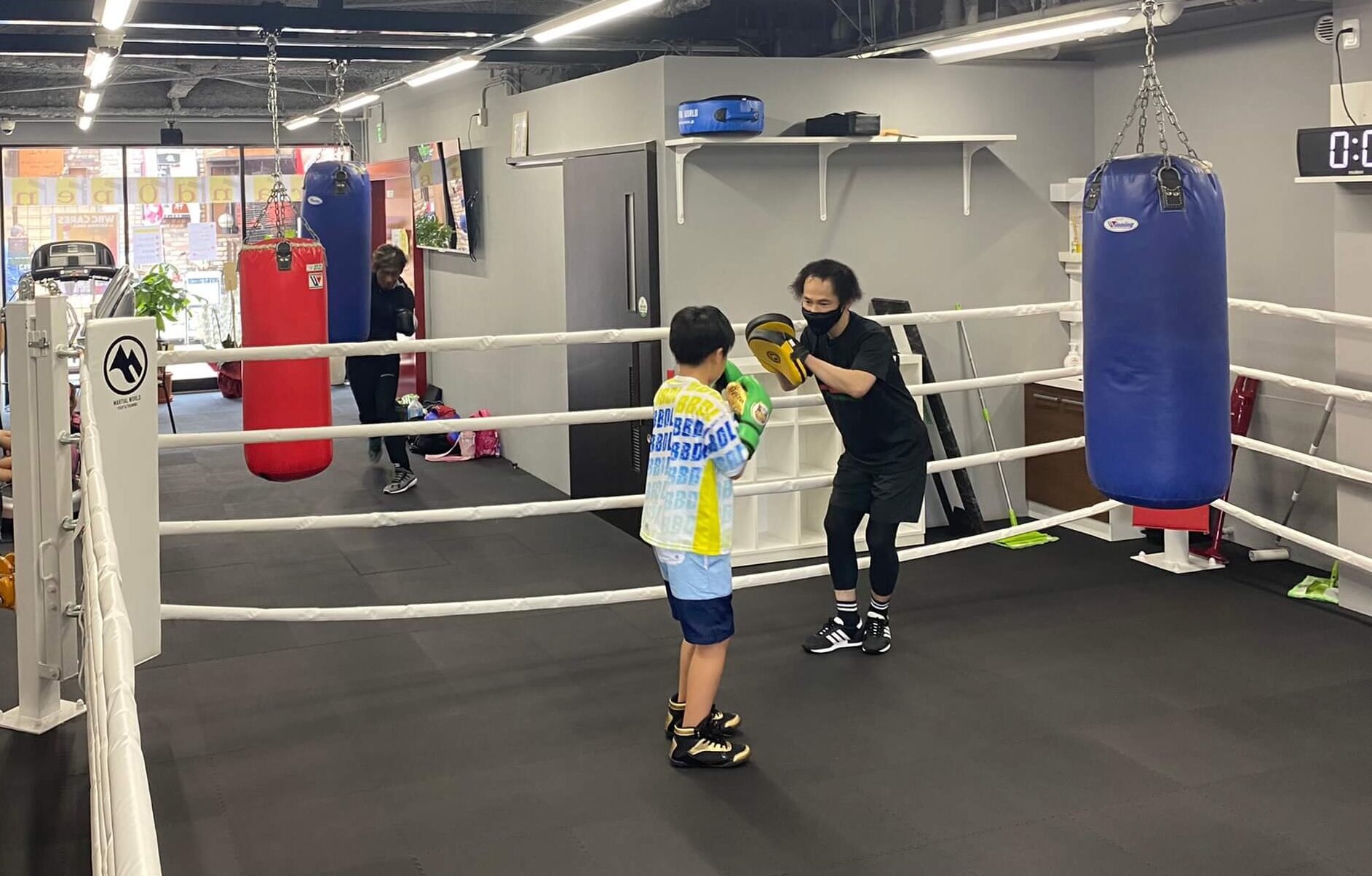 KIDS CLASS Elpizo Medical Boxing Gym エルピスメディカルボクシングジム
